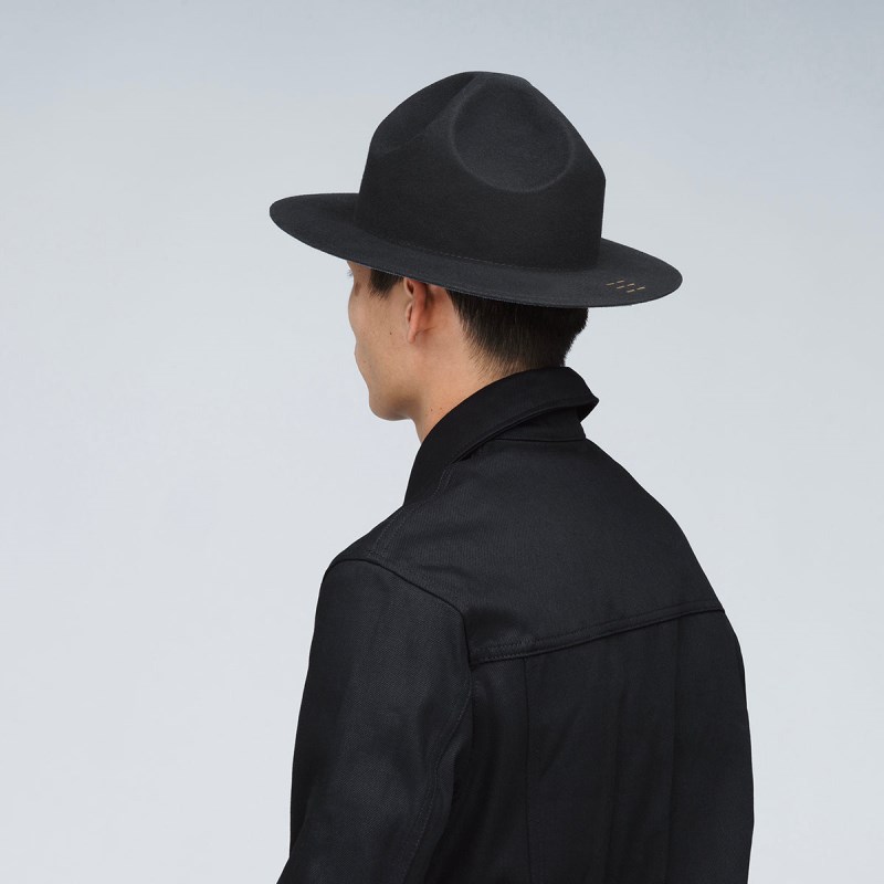 Bailey | Denholm - Black
